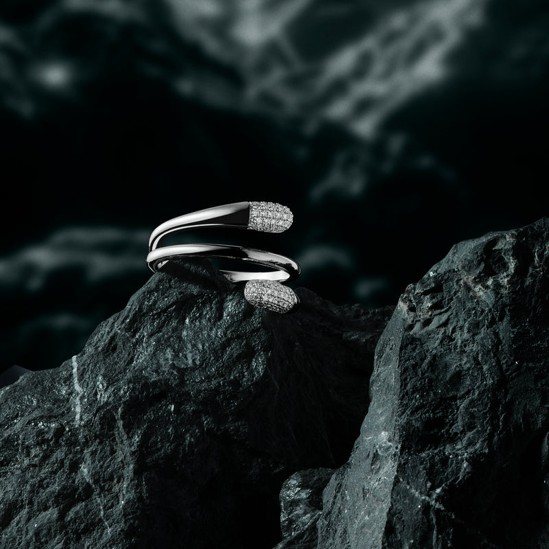 LUNAR HARMONY WHITE DIAMOND RING